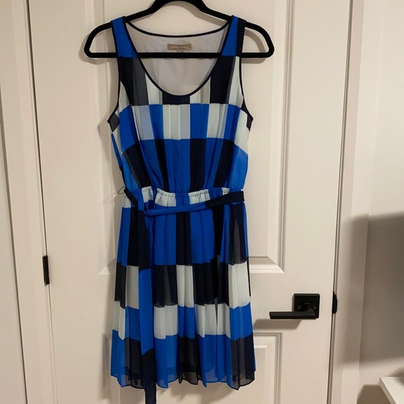 Banana Republic Blue-Patterned Pleated Dress - Picture 1 of 5